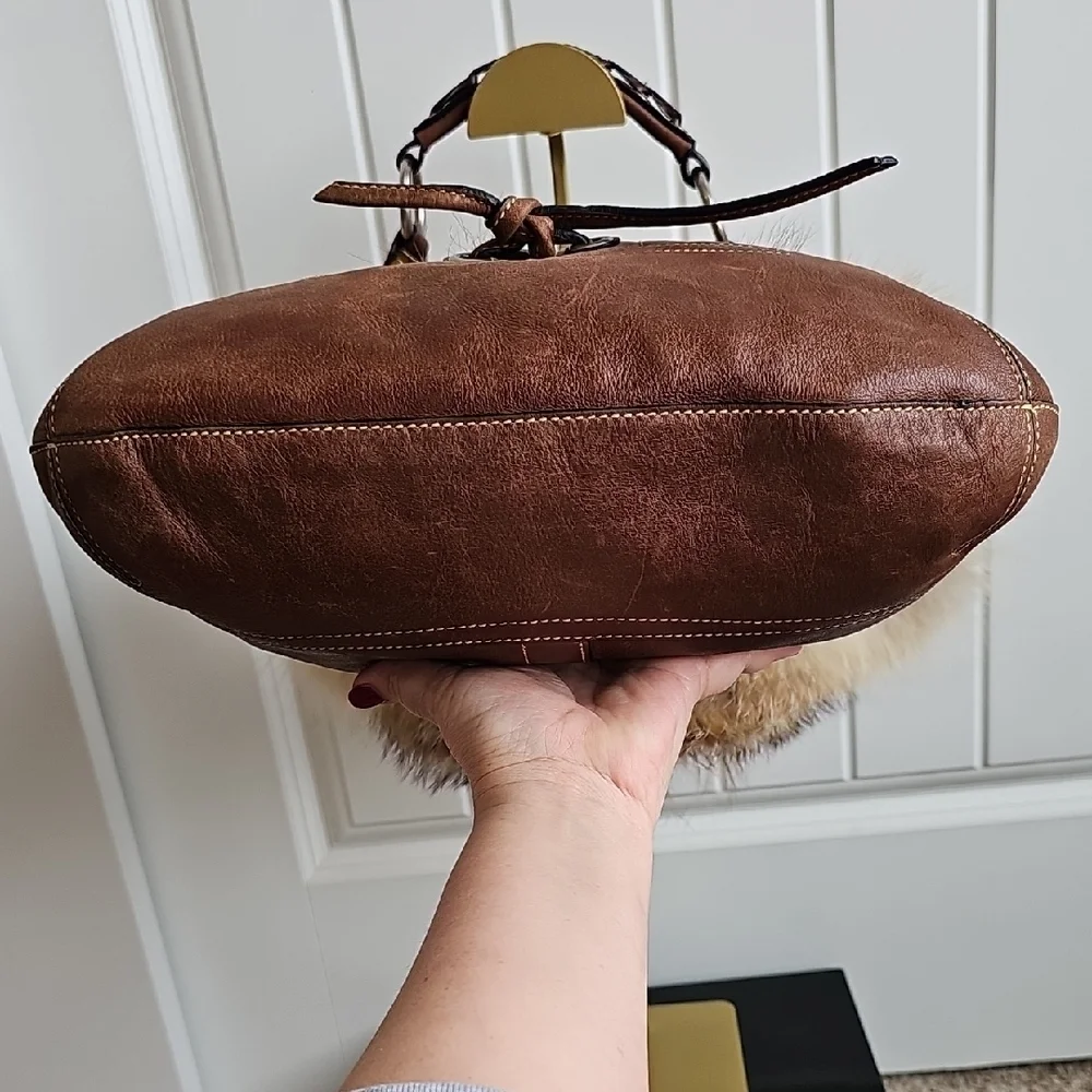 ​Coach Vintage 2004 Archival Coyote Fur Leather Lace Up Hobo 1426 EUC
